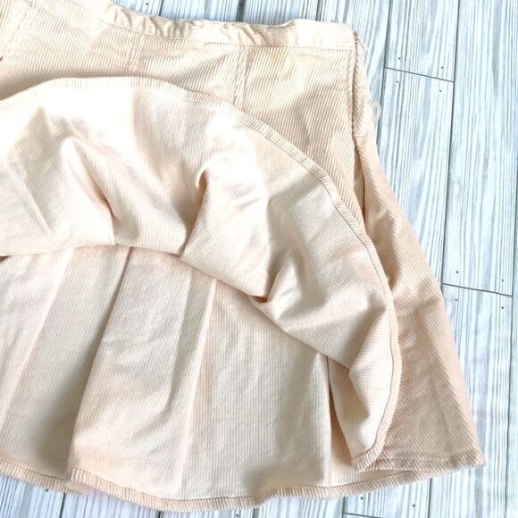 NWT NEW So Goods for Life Junior Pleated English Cream Corduroy Mini Skirt - Picture 4 of 16